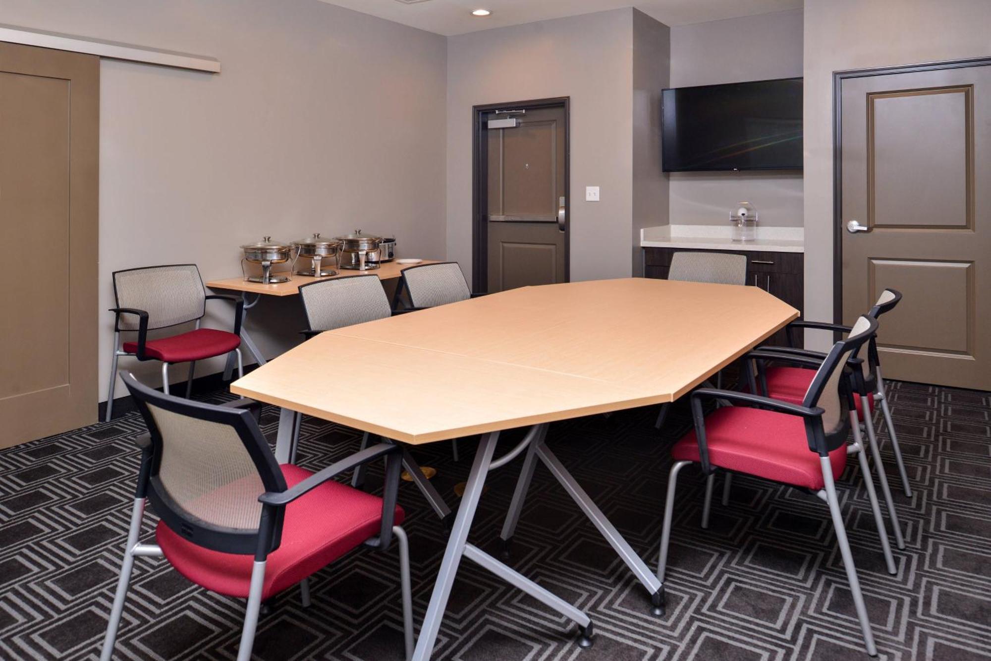 Towneplace Suites By Marriott La Place Extérieur photo